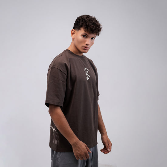 REVER – Oversized T-Shirt – Brown [JOJO] Print - REVER