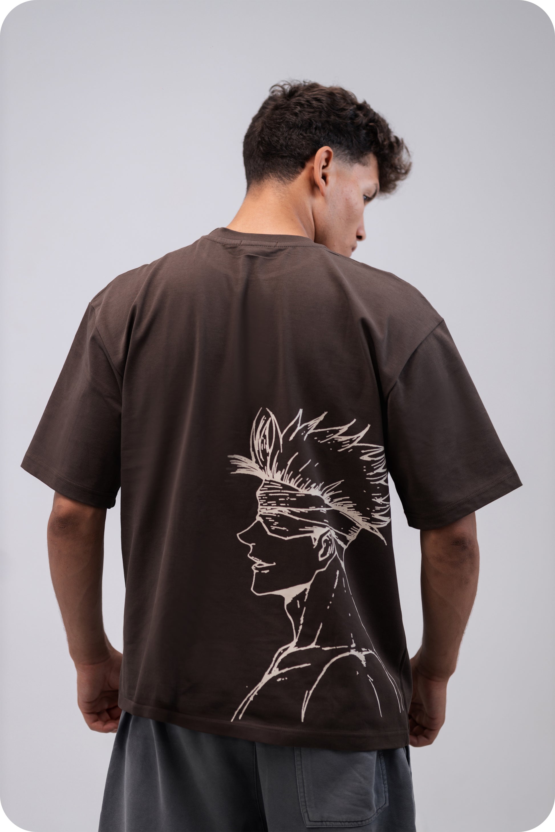 REVER – Oversized T-Shirt – Brown [JOJO] Print - REVER