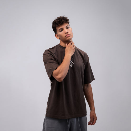 REVER – Oversized T-Shirt – Brown [JOJO] Print - REVER