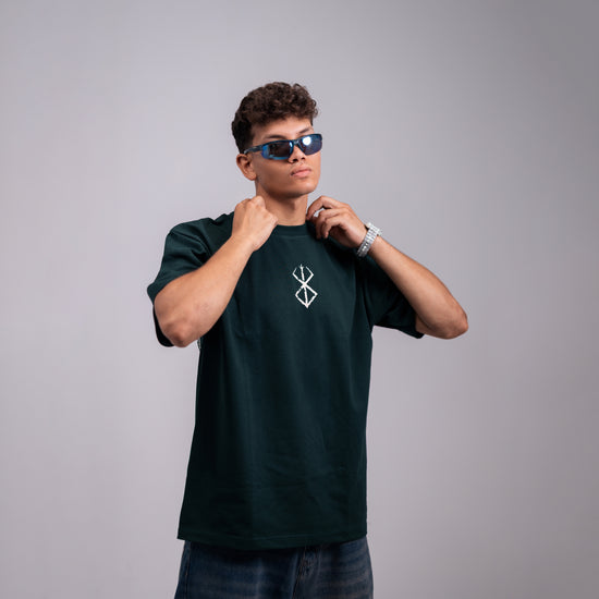 REVER – Oversized T-Shirt – Dark Green [JOJO] Print - REVER