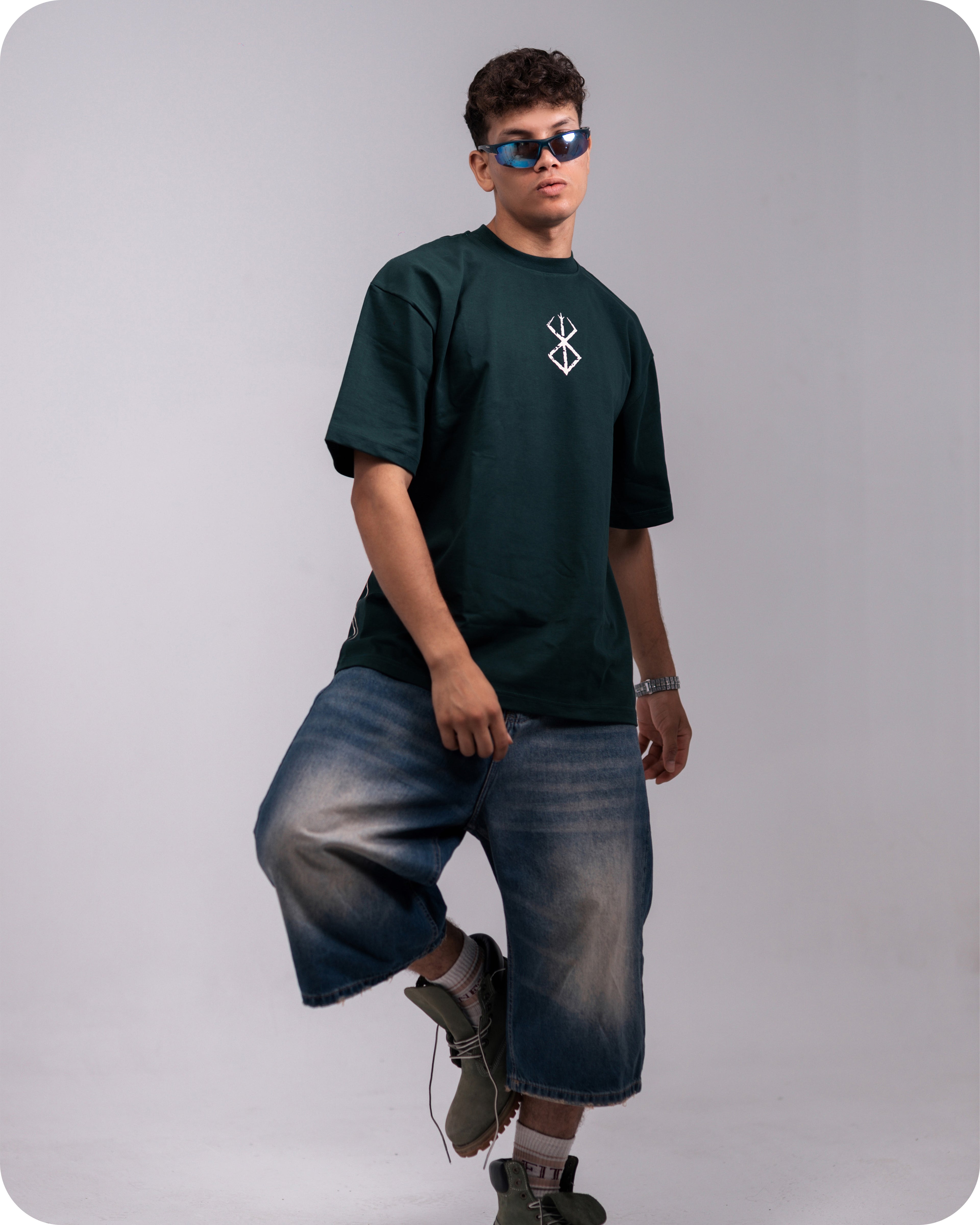 REVER – Oversized T-Shirt – Dark Green [JOJO] Print - REVER