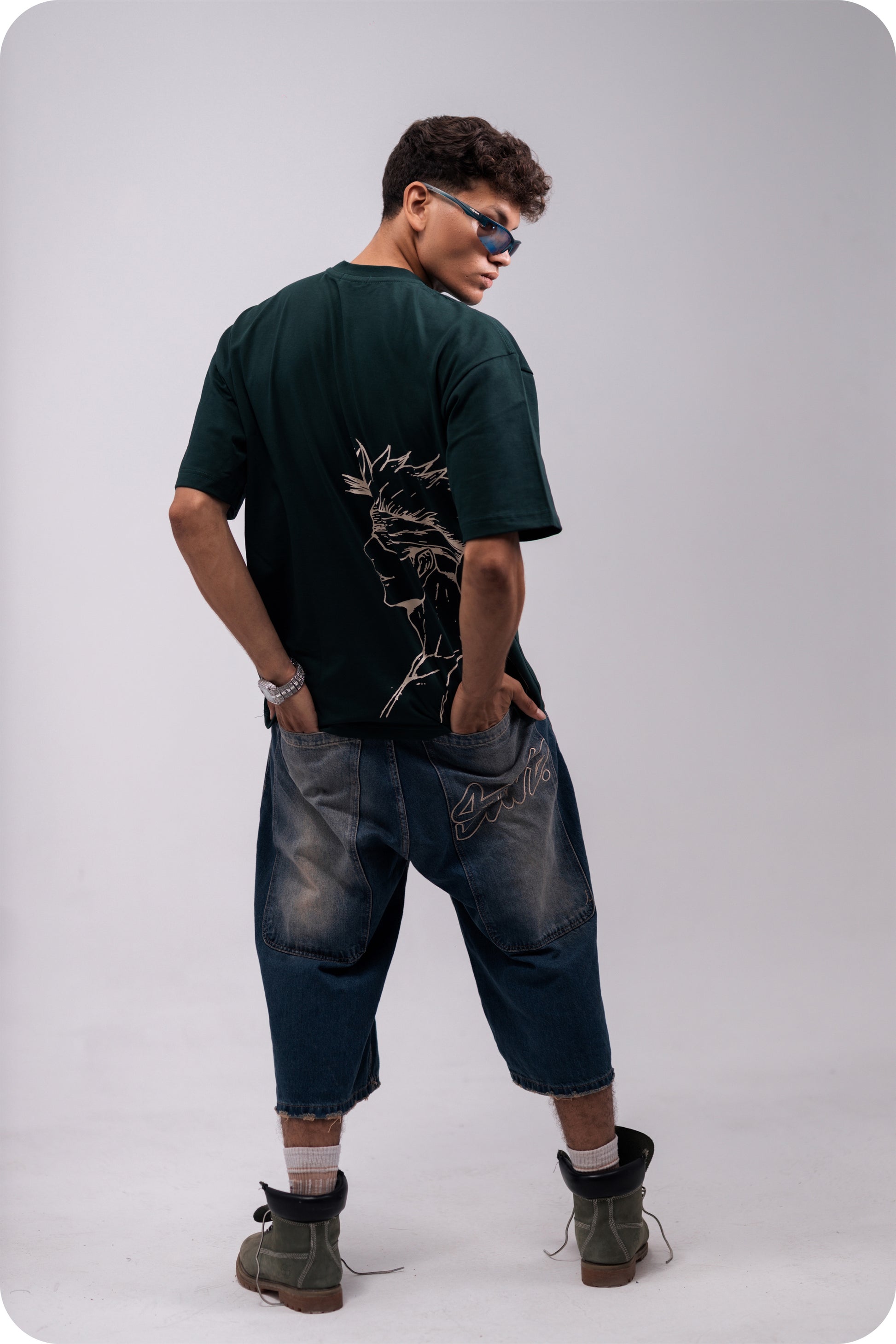 REVER – Oversized T-Shirt – Dark Green [JOJO] Print - REVER