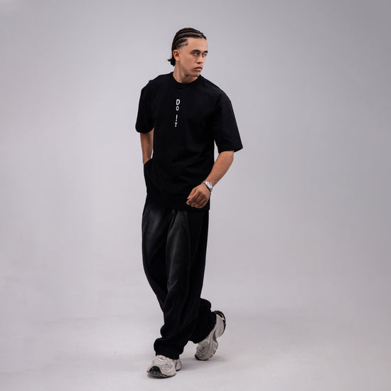 REVER – Oversized T-Shirt – Black [Just Do It] Print - REVER