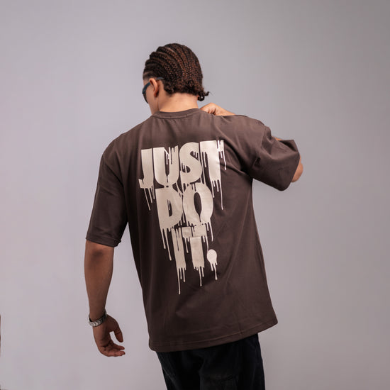 REVER – Oversized T-Shirt – Brown [Just Do It] Print - REVER