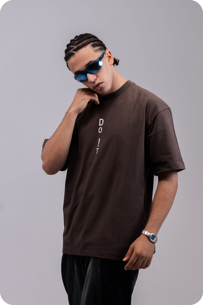 REVER – Oversized T-Shirt – Brown [Just Do It] Print - REVER
