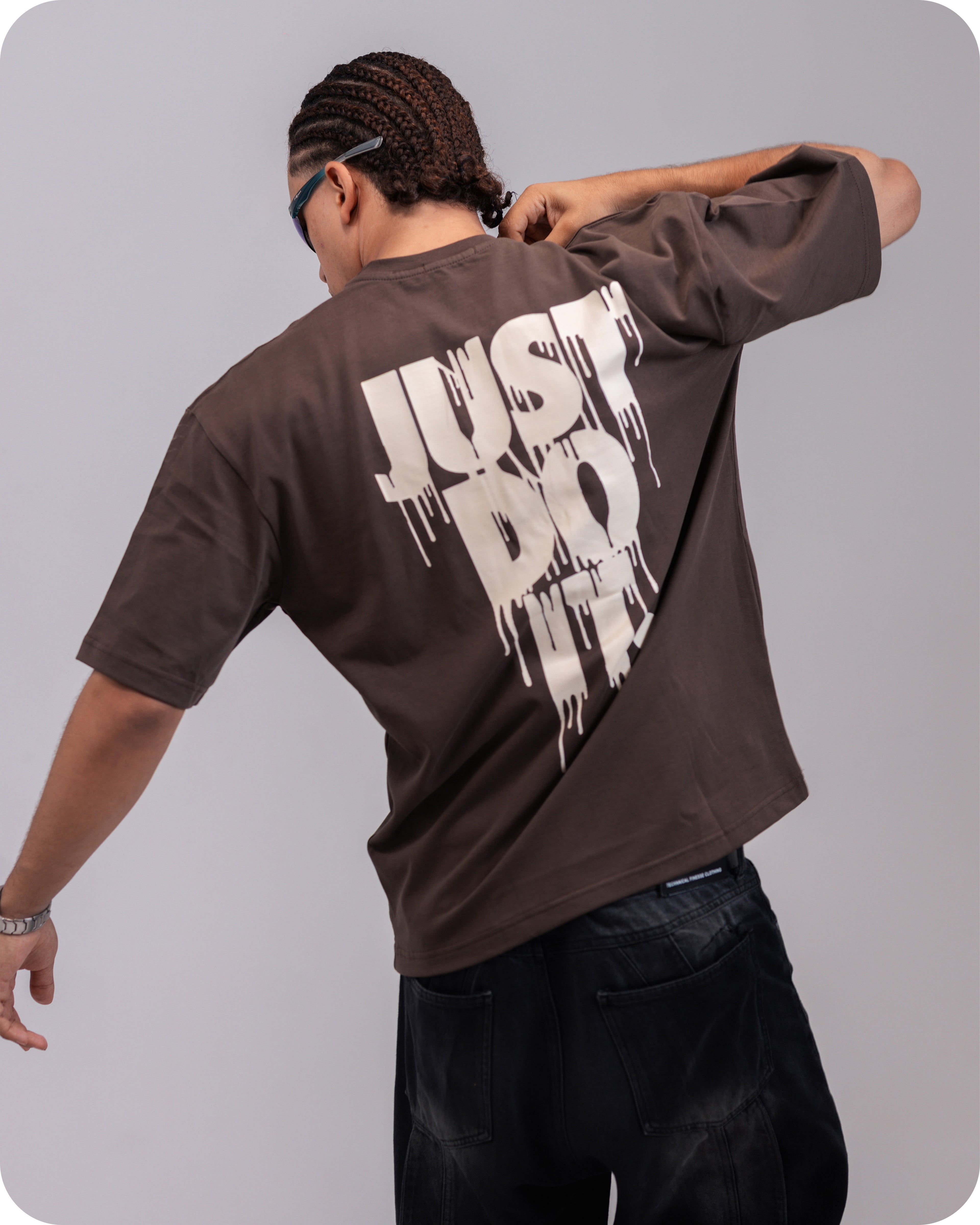 REVER – Oversized T-Shirt – Brown [Just Do It] Print - REVER