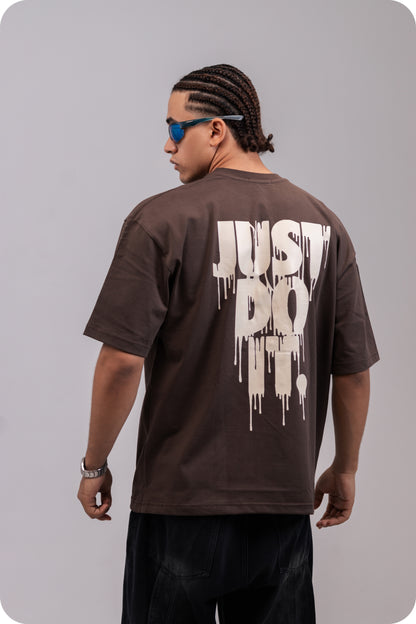 REVER – Oversized T-Shirt – Brown [Just Do It] Print - REVER