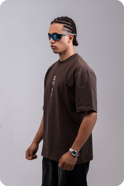 REVER – Oversized T-Shirt – Brown [Just Do It] Print - REVER