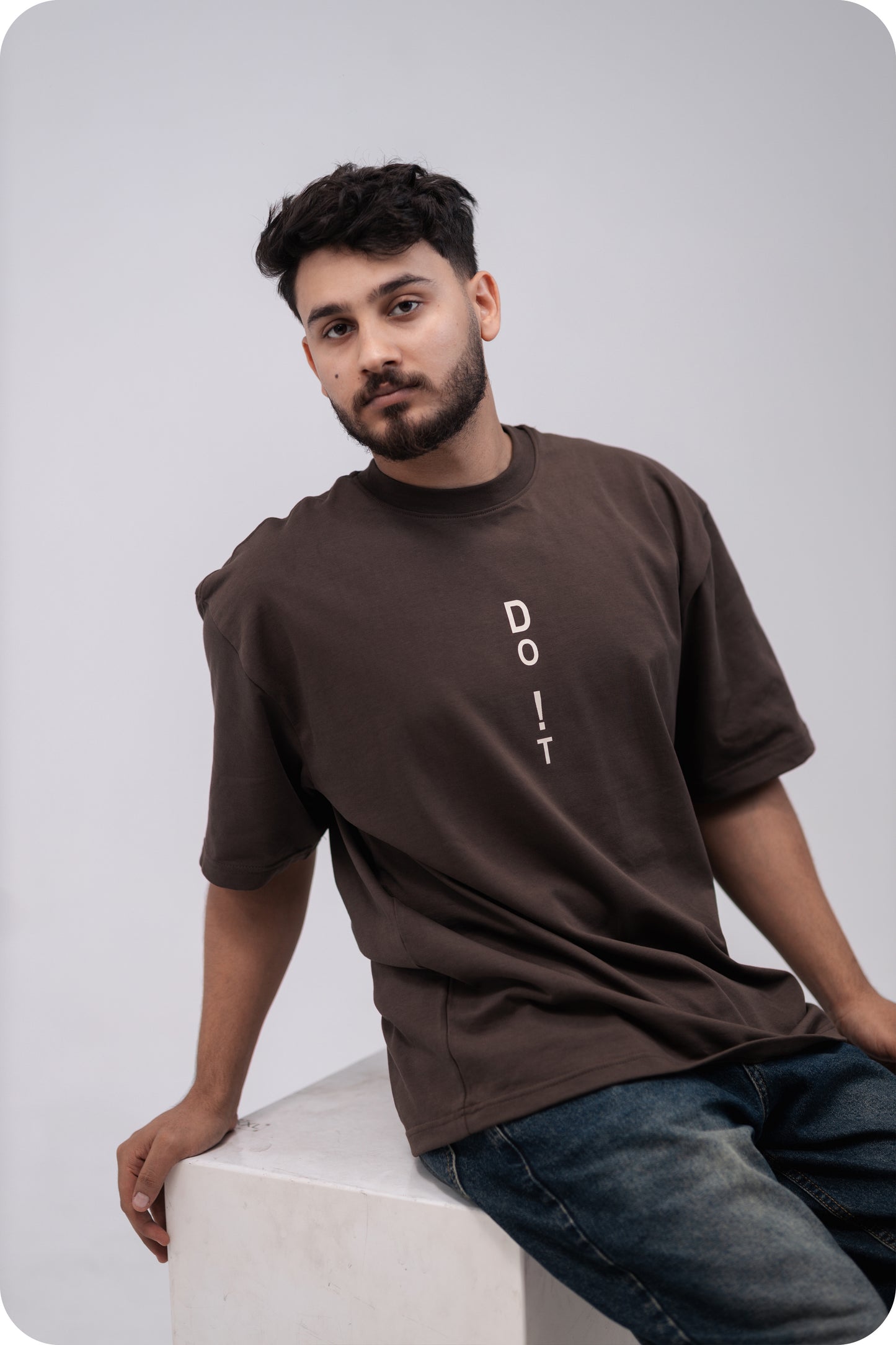 REVER – Oversized T-Shirt – Brown [Just Do It] Print - REVER