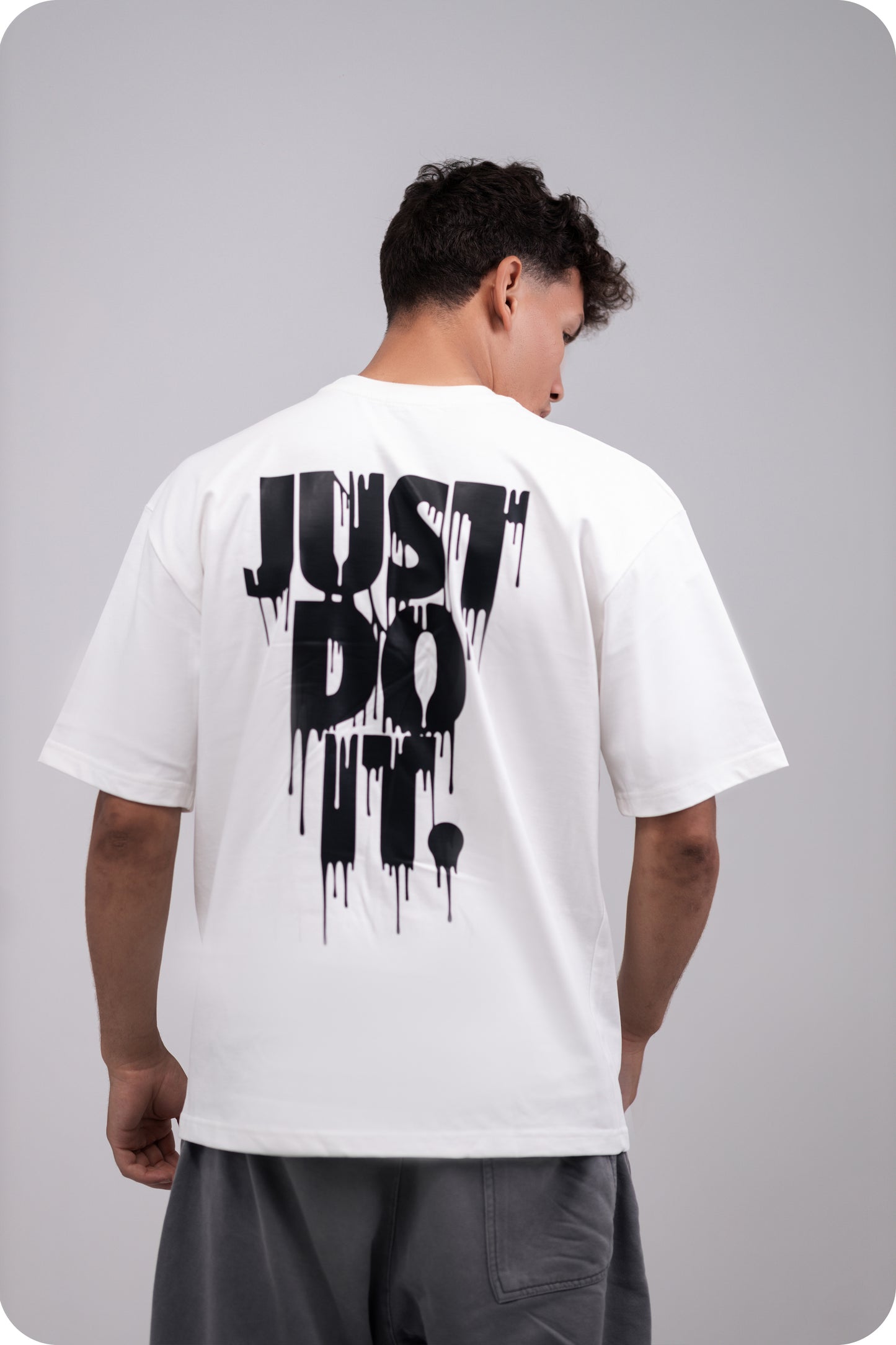 REVER – Oversized T-Shirt – Brown [Just Do It] Print - REVER