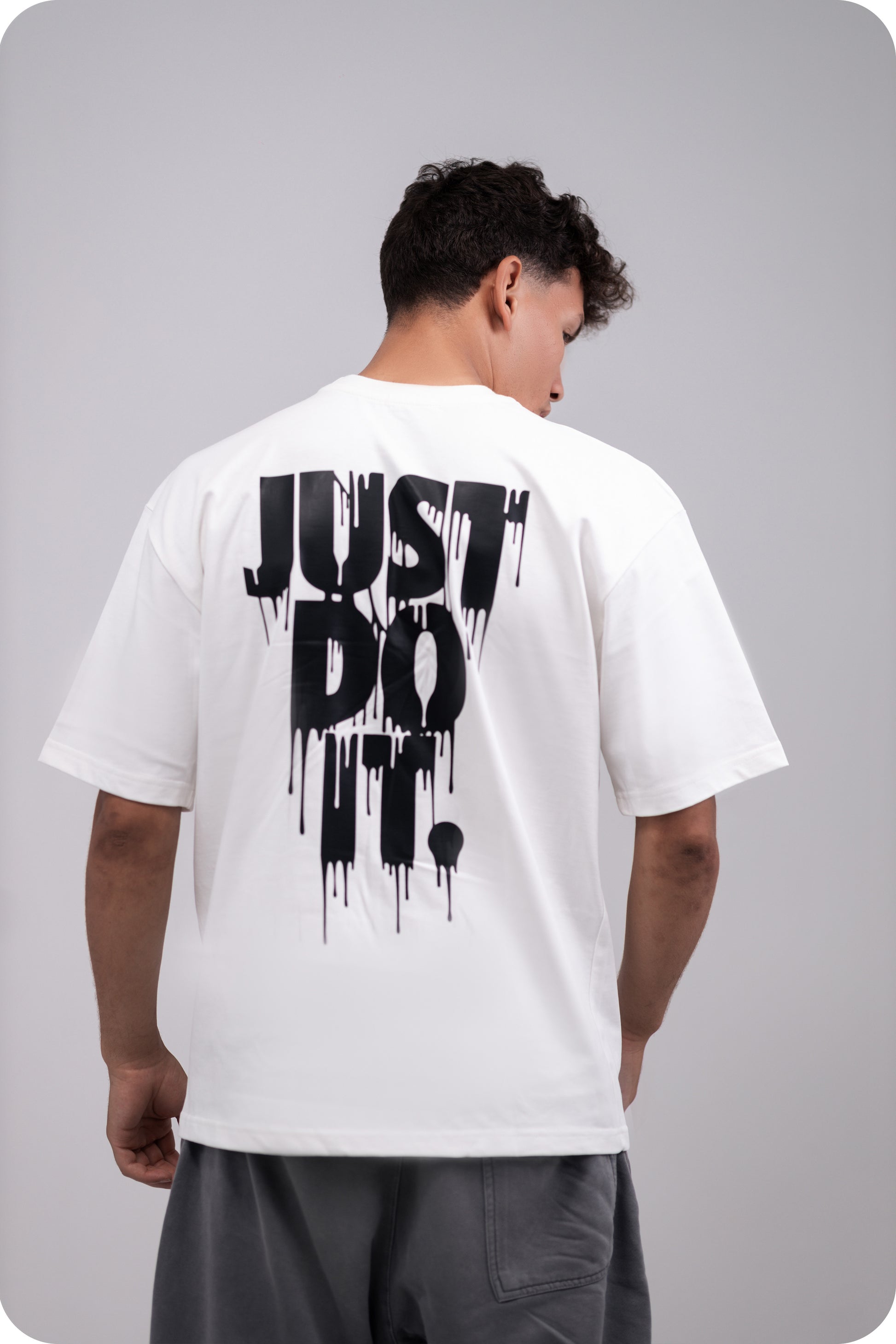 REVER – Oversized T-Shirt – Brown [Just Do It] Print - REVER