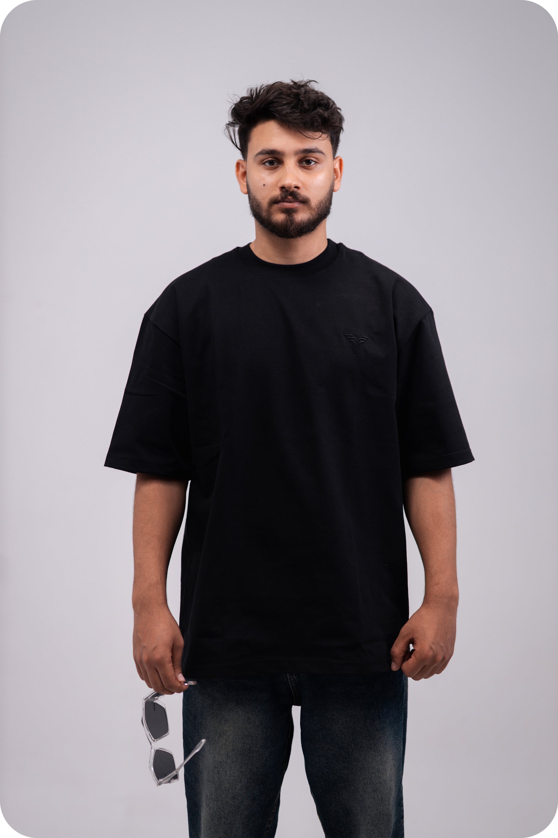 REVER - Oversized T-Shirt - Black [Plain] - REVER