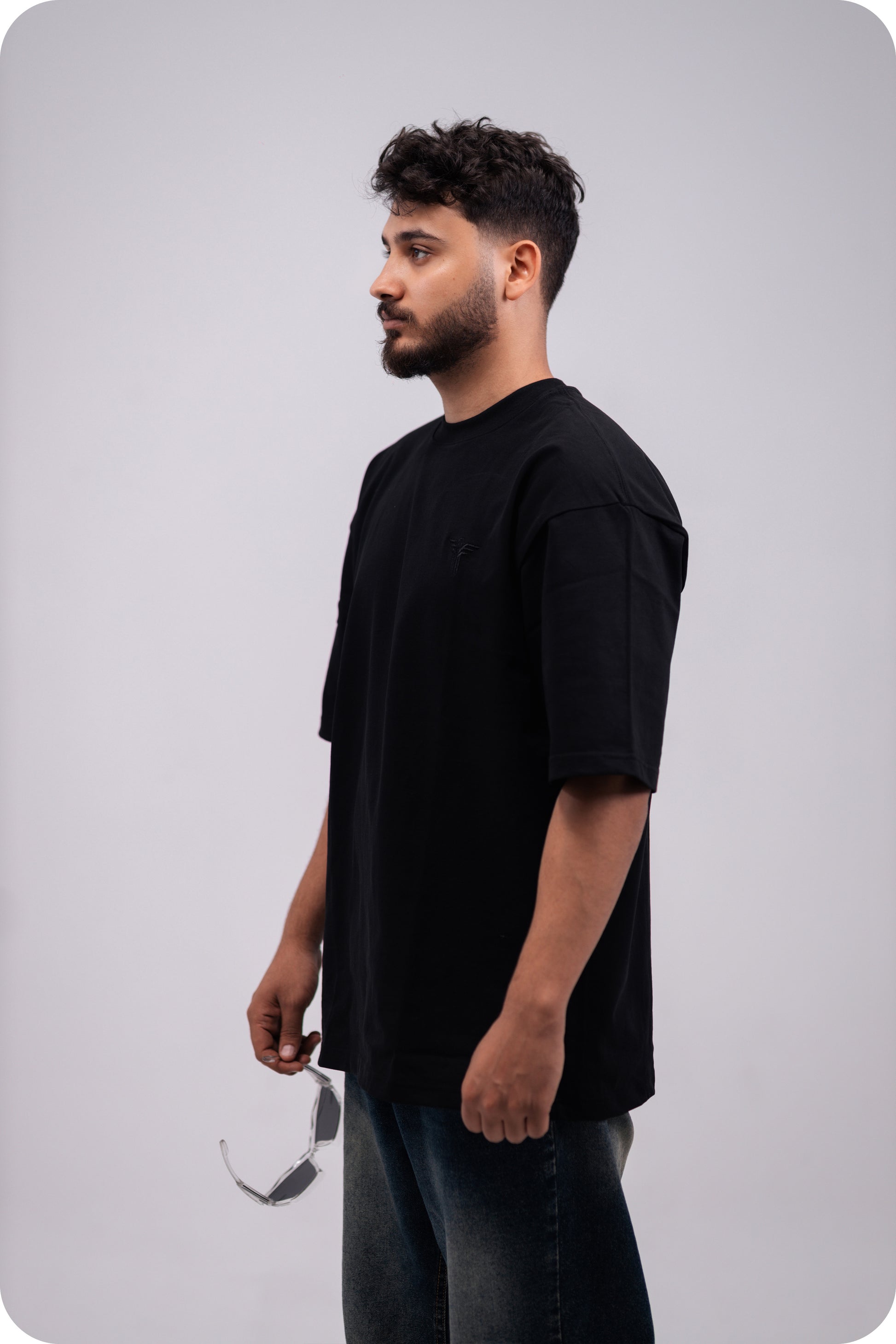 REVER - Oversized T-Shirt - Black [Plain] - REVER