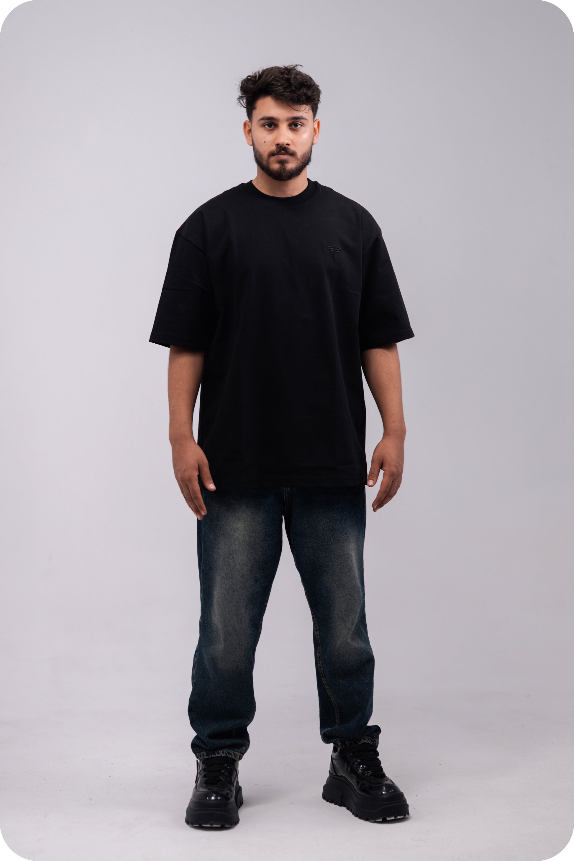 REVER - Oversized T-Shirt - Black [Plain] - REVER