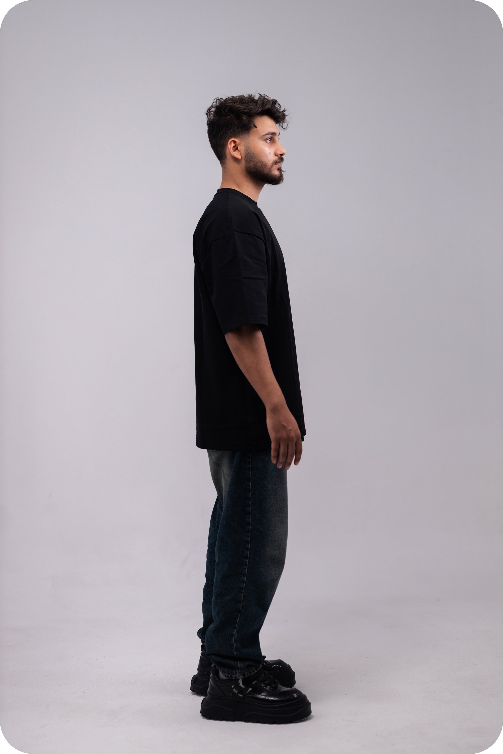 REVER - Oversized T-Shirt - Black [Plain] - REVER