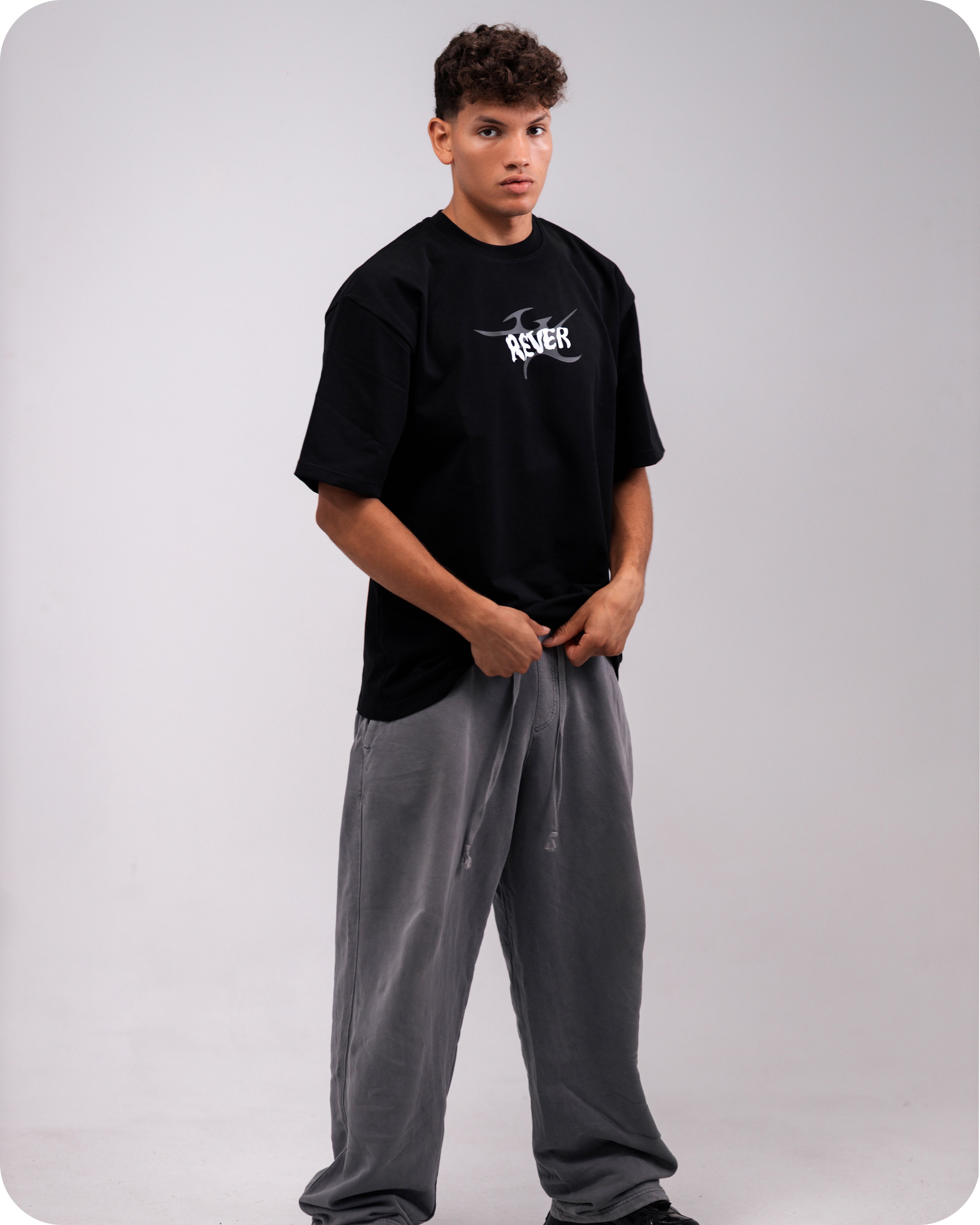 REVER – Oversized T-Shirt – Black [REVER design] Print - REVER