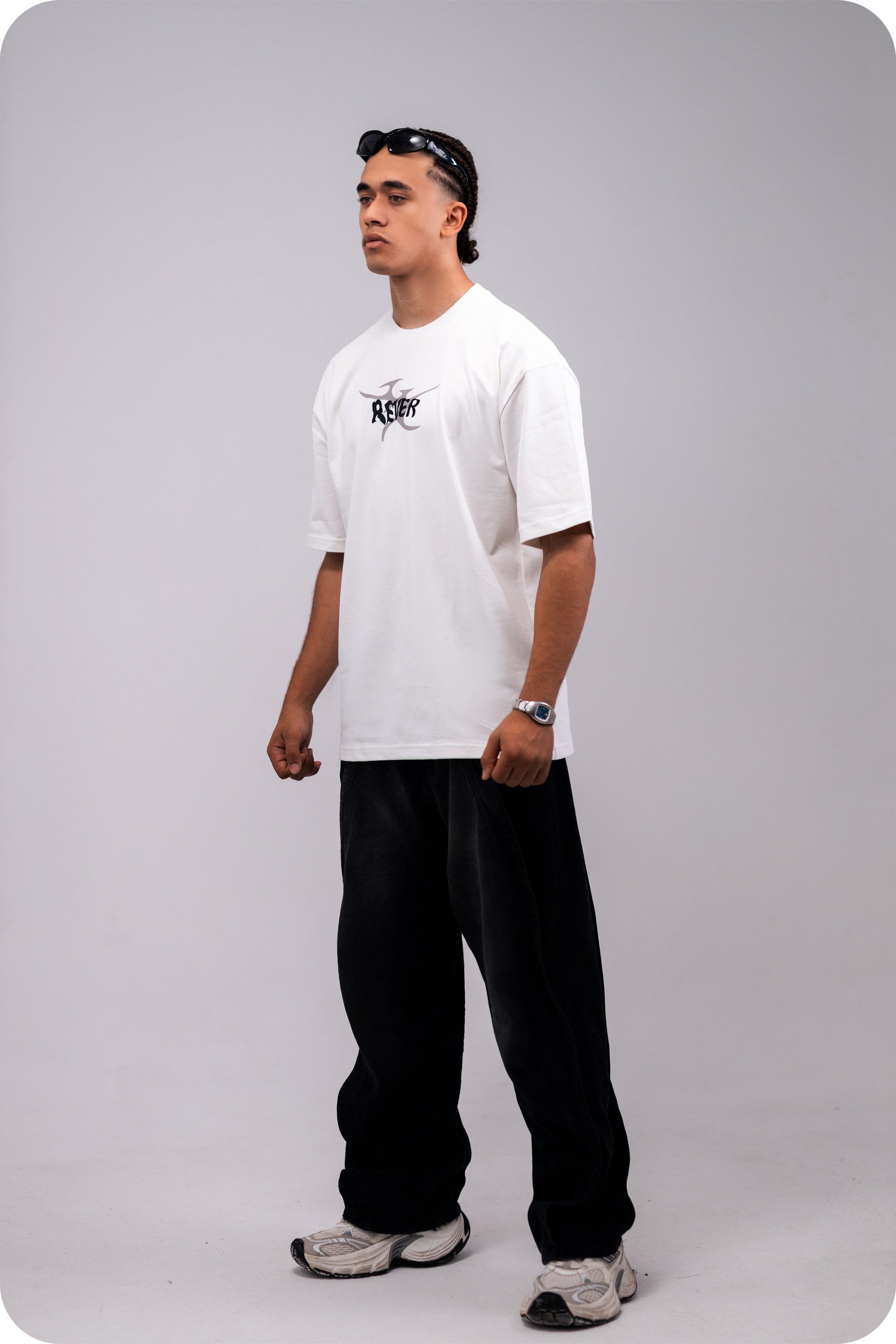 REVER – Oversized T-Shirt – Off - white [REVER design] Print - REVER