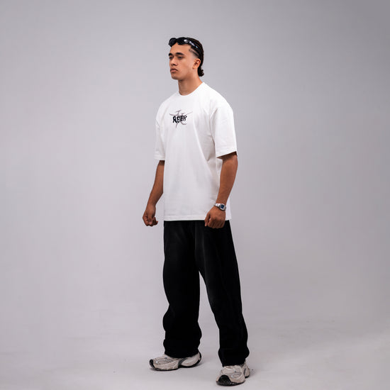 REVER – Oversized T-Shirt – Off - white [REVER design] Print - REVER