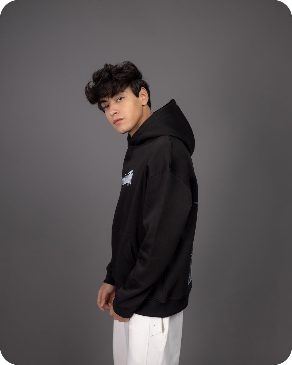 REVER – Oversized Hoodie – Black GOJO LIMITLESS Print – Premium soft fabric, relaxed fit for ultimate comfort and effortless street style.
