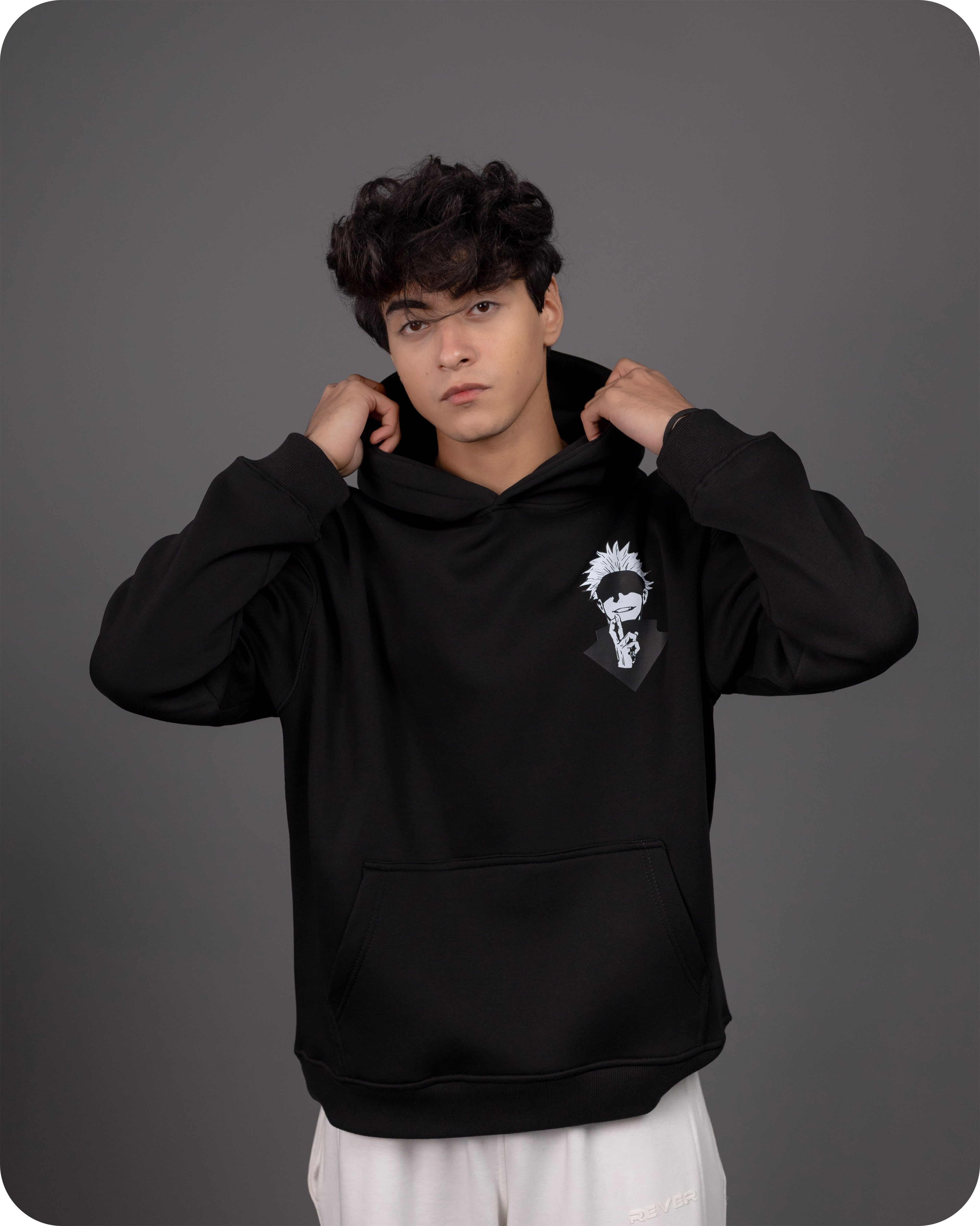 REVER – Oversized Hoodie – Black GOJO SATORU Print – Premium soft fabric, relaxed fit for ultimate comfort and effortless street style.