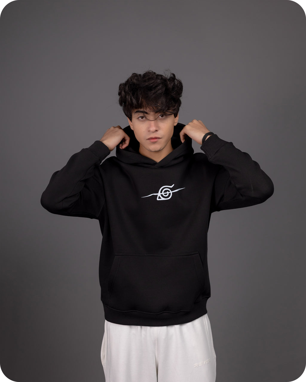 REVER – Oversized Hoodie – Black NARUTO Print – Premium soft fabric, relaxed fit for ultimate comfort and effortless street style.