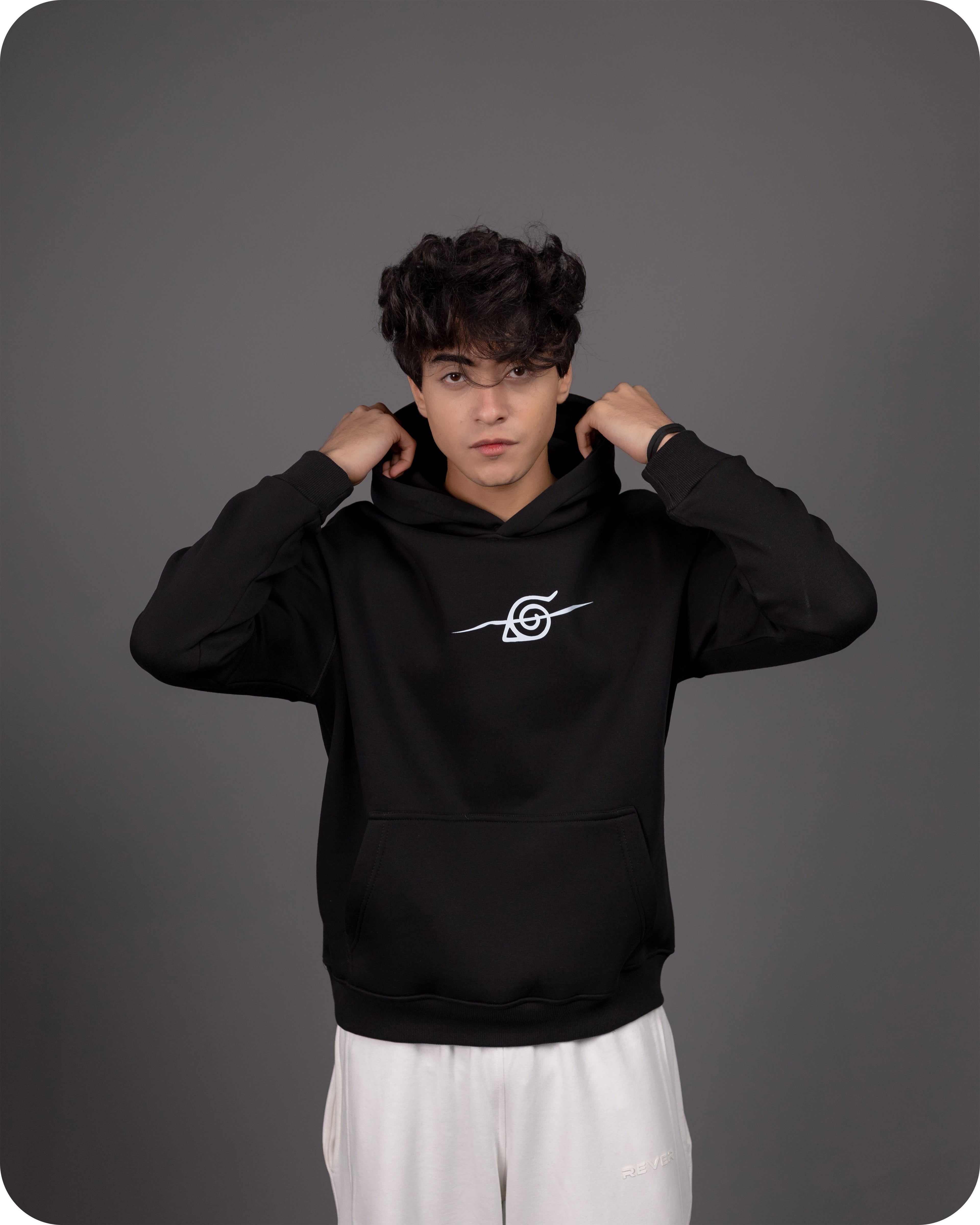REVER – Oversized Hoodie – Black NARUTO Print – Premium soft fabric, relaxed fit for ultimate comfort and effortless street style.