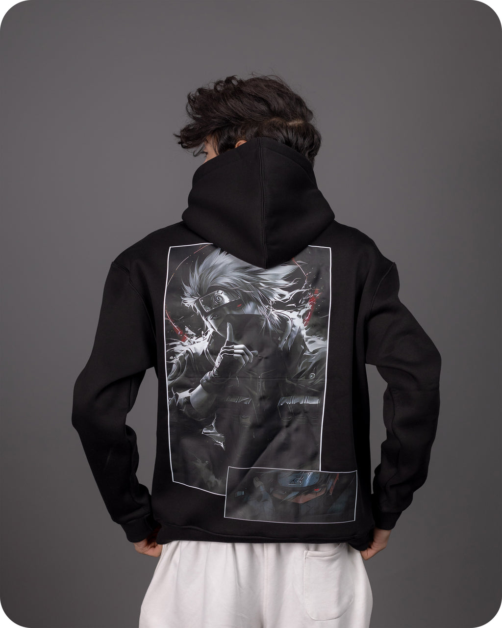 REVER – Oversized Hoodie – Black NARUTO Print – Premium soft fabric, relaxed fit for ultimate comfort and effortless street style.