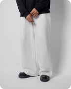 REVER – Baggy Pants – Off White PLAIN Baggy Pants – Premium soft fabric, relaxed fit for ultimate comfort and effortless street style.