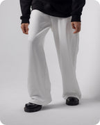 REVER – Baggy Pants – Off White PLAIN Baggy Pants – Premium soft fabric, relaxed fit for ultimate comfort and effortless street style.