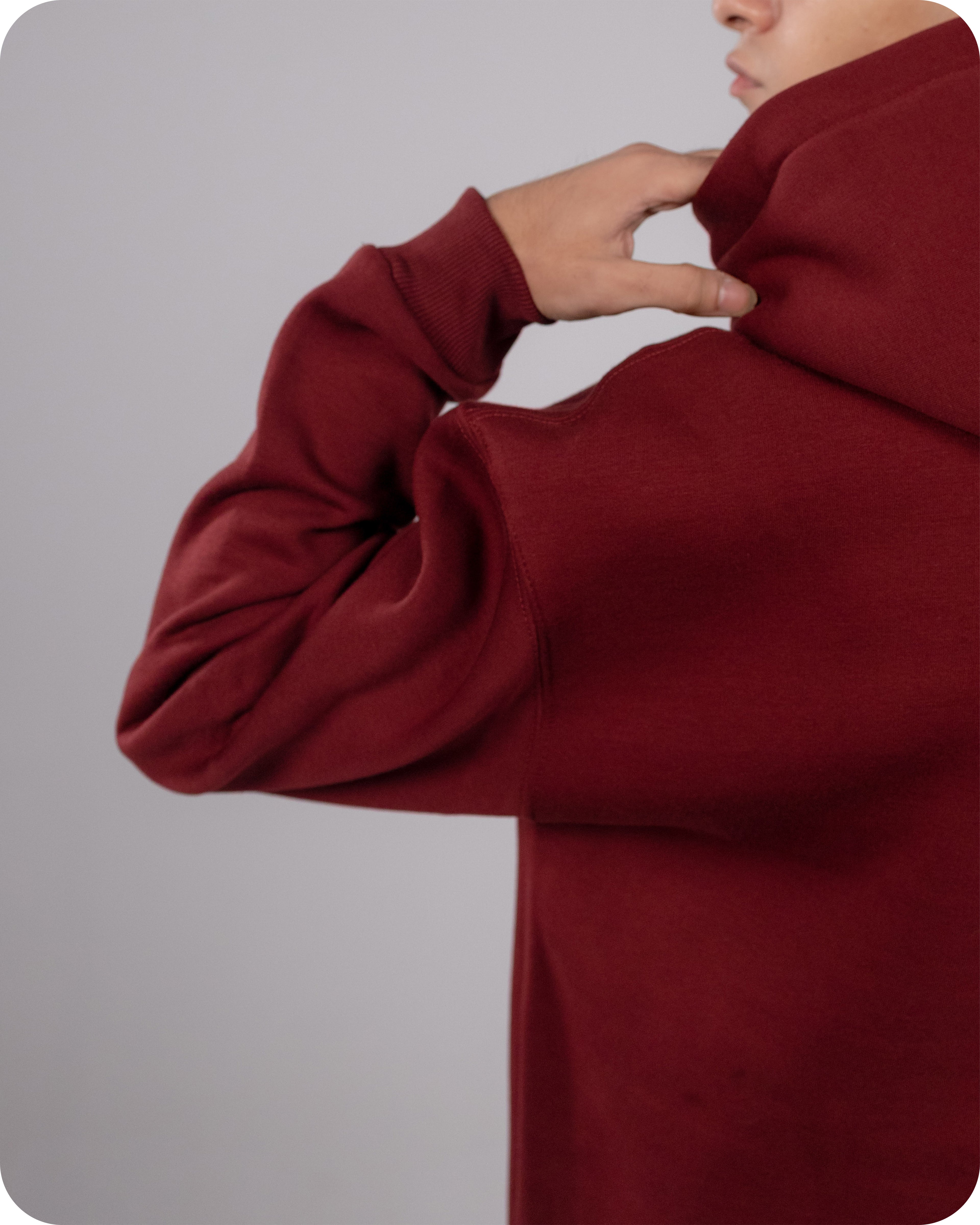 REVER – Oversized Hoodie – Burgundy PLAIN Hoodie Print – Premium soft fabric, relaxed fit for ultimate comfort and effortless street style.