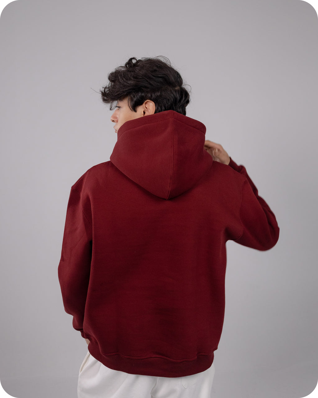REVER – Oversized Hoodie – Burgundy PLAIN Hoodie Print – Premium soft fabric, relaxed fit for ultimate comfort and effortless street style.