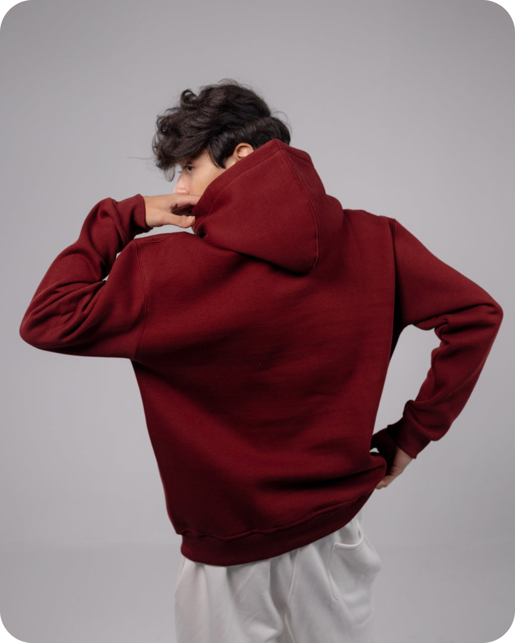 REVER – Oversized Hoodie – Burgundy PLAIN Hoodie Print – Premium soft fabric, relaxed fit for ultimate comfort and effortless street style.