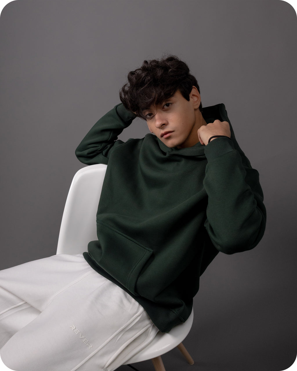 REVER – Oversized Hoodie – Dark Green PLAIN Hoodie Print – Premium soft fabric, relaxed fit for ultimate comfort and effortless street style.