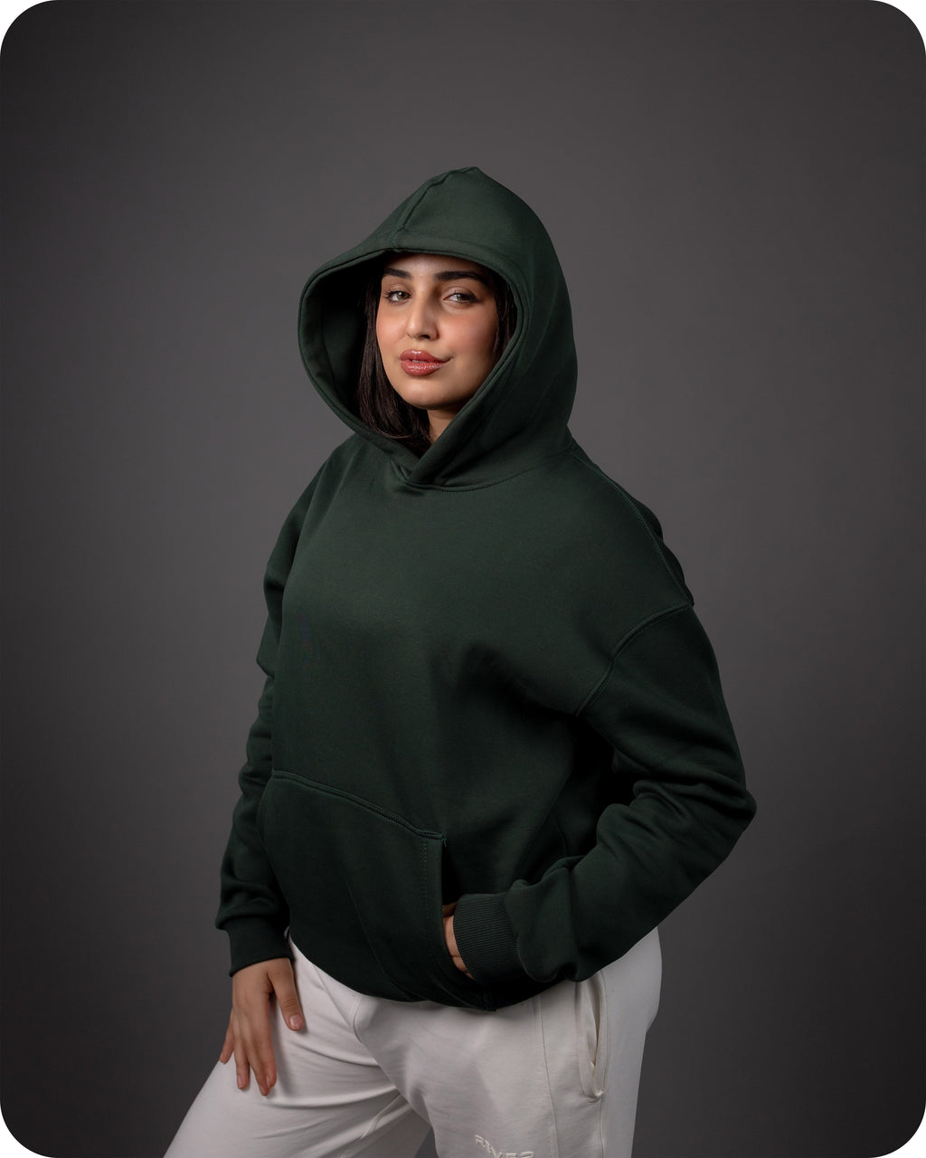 REVER – Oversized Hoodie – Dark Green PLAIN Hoodie Print – Premium soft fabric, relaxed fit for ultimate comfort and effortless street style.