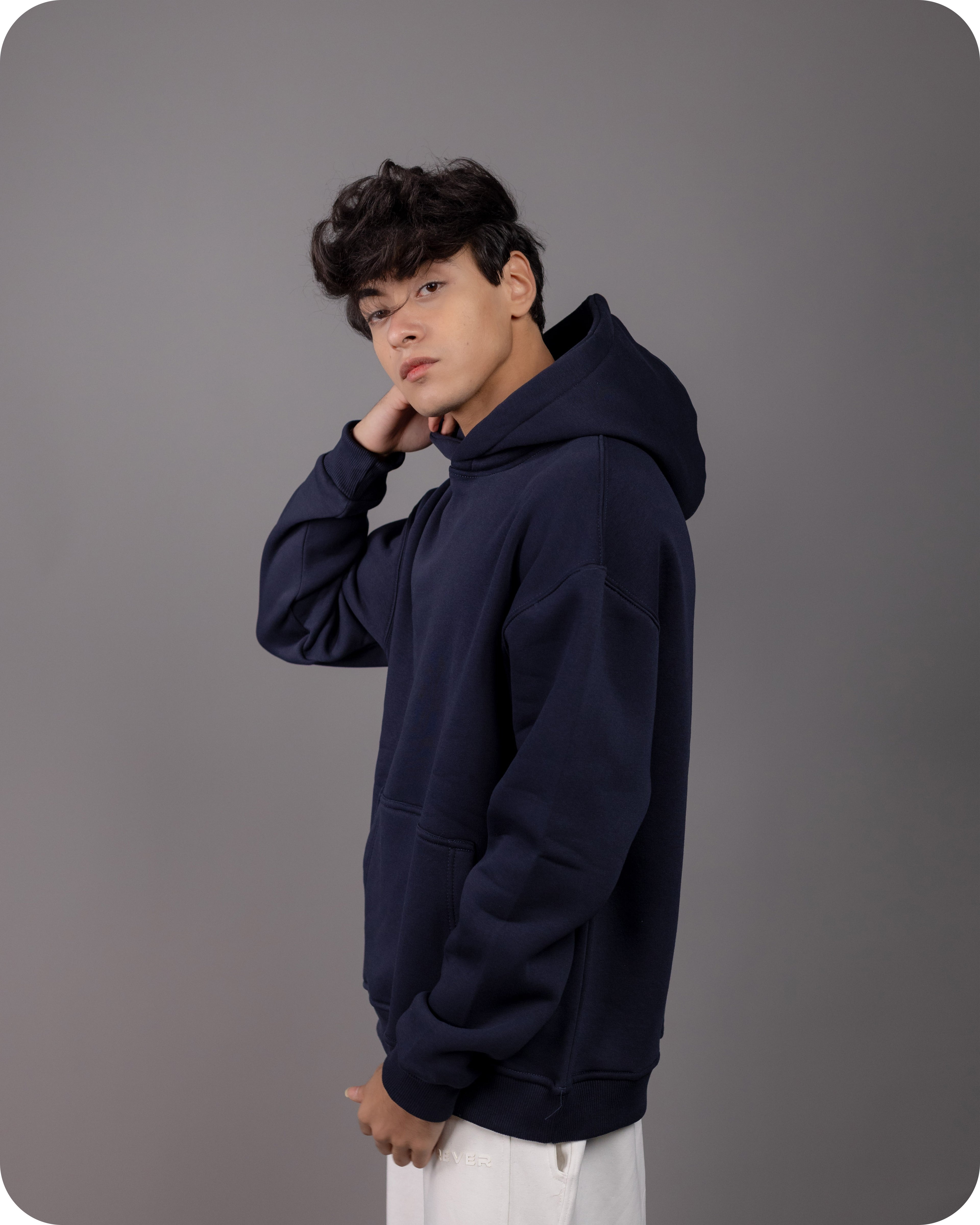 REVER – Oversized Hoodie – Navy PLAIN Hoodie Print – Premium soft fabric, relaxed fit for ultimate comfort and effortless street style.