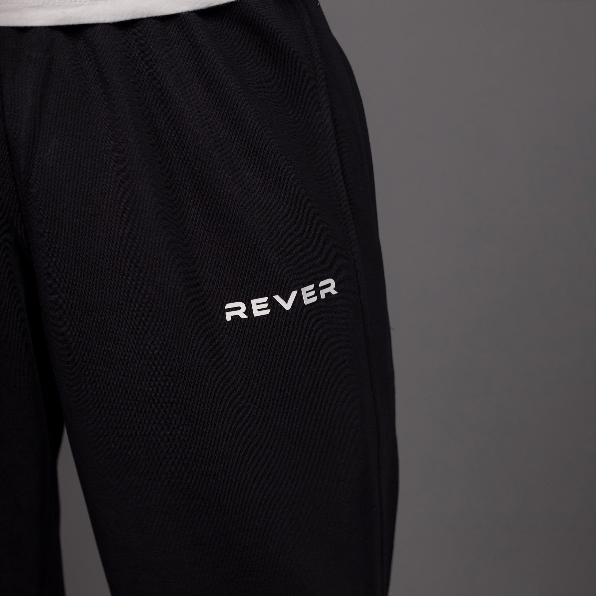 REVER – Baggy Pants – Black PRINTED Baggy Pants – Premium soft fabric, relaxed fit for ultimate comfort and effortless street style.