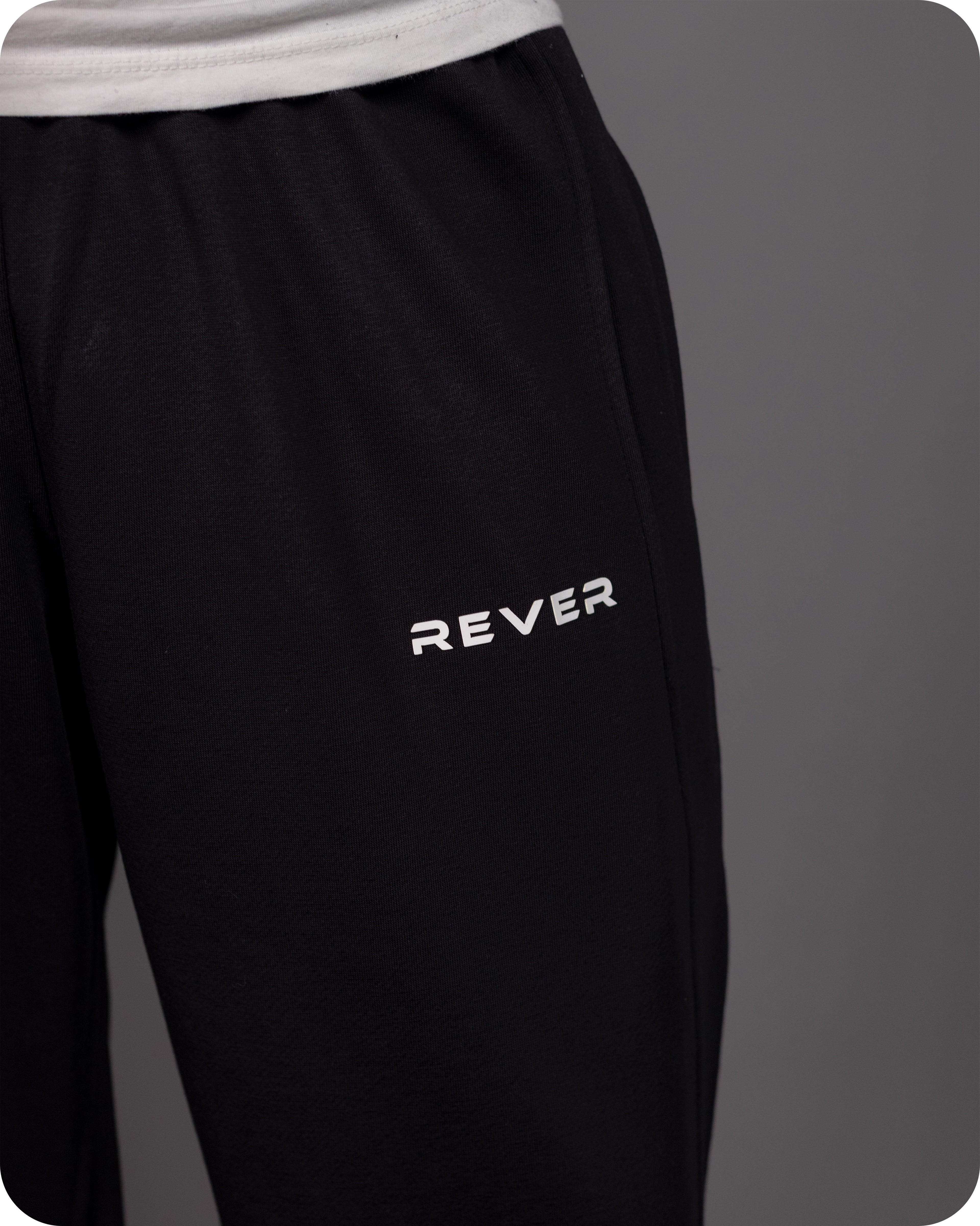 REVER – Baggy Pants – Black PRINTED Baggy Pants – Premium soft fabric, relaxed fit for ultimate comfort and effortless street style.