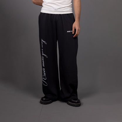REVER – Baggy Pants – Black PRINTED Baggy Pants – Premium soft fabric, relaxed fit for ultimate comfort and effortless street style.
