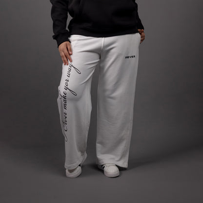 REVER – Baggy Pants – Off White PRINTED Baggy Pants – Premium soft fabric, relaxed fit for ultimate comfort and effortless street style.