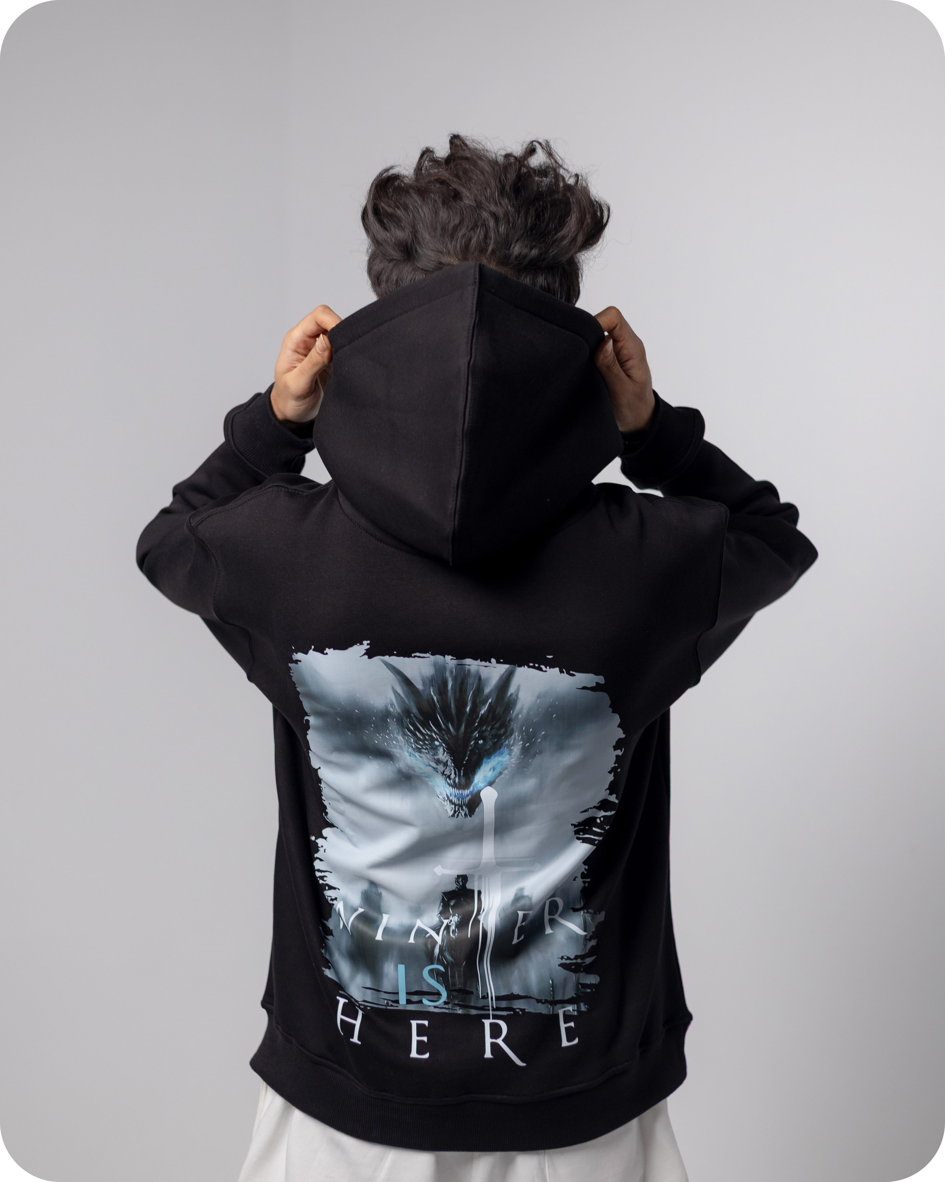 REVER – Oversized Hoodie – Black WINTER IS COMING Print – Premium soft fabric, relaxed fit for ultimate comfort and effortless street style.