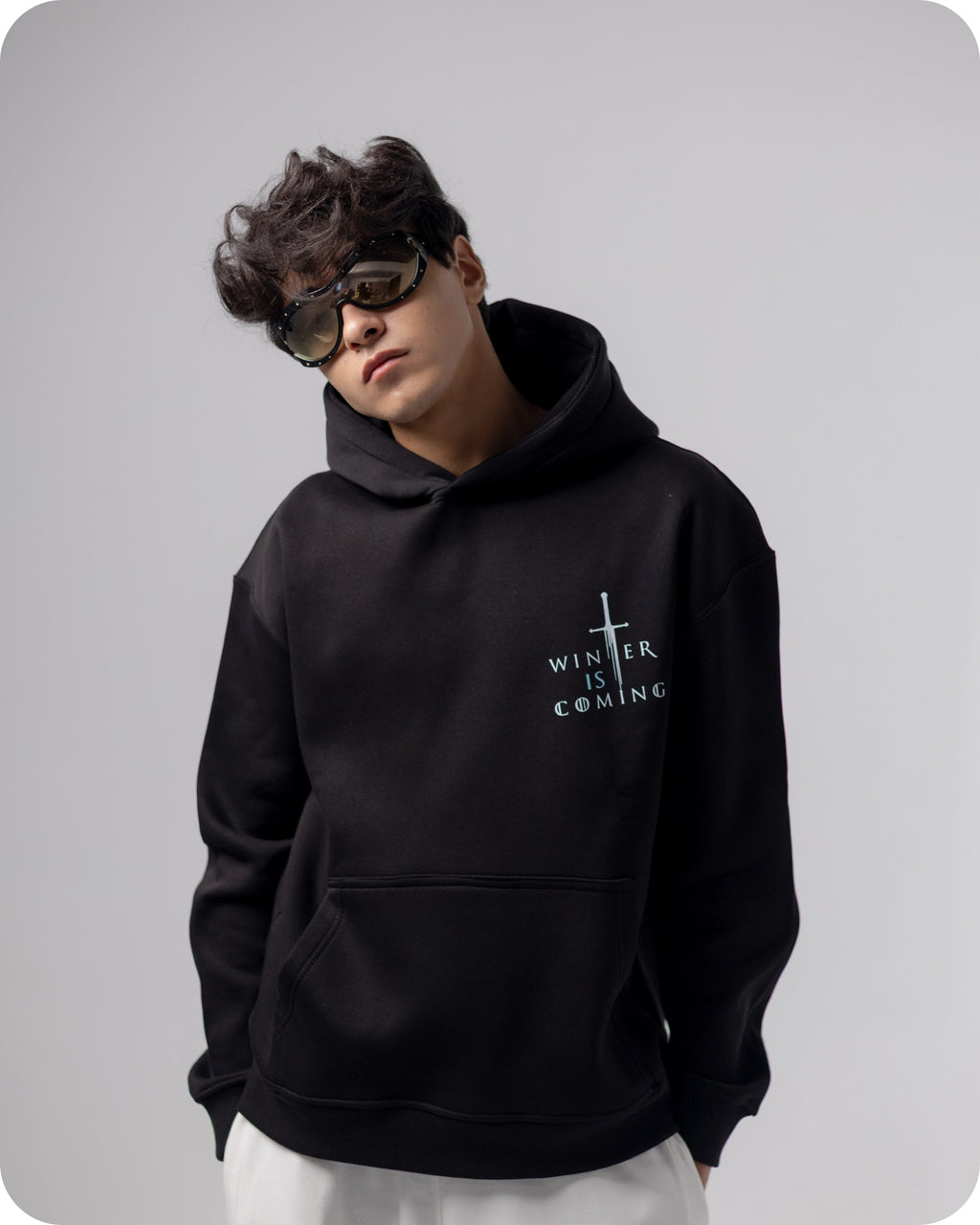 REVER – Oversized Hoodie – Black WINTER IS COMING Print – Premium soft fabric, relaxed fit for ultimate comfort and effortless street style.