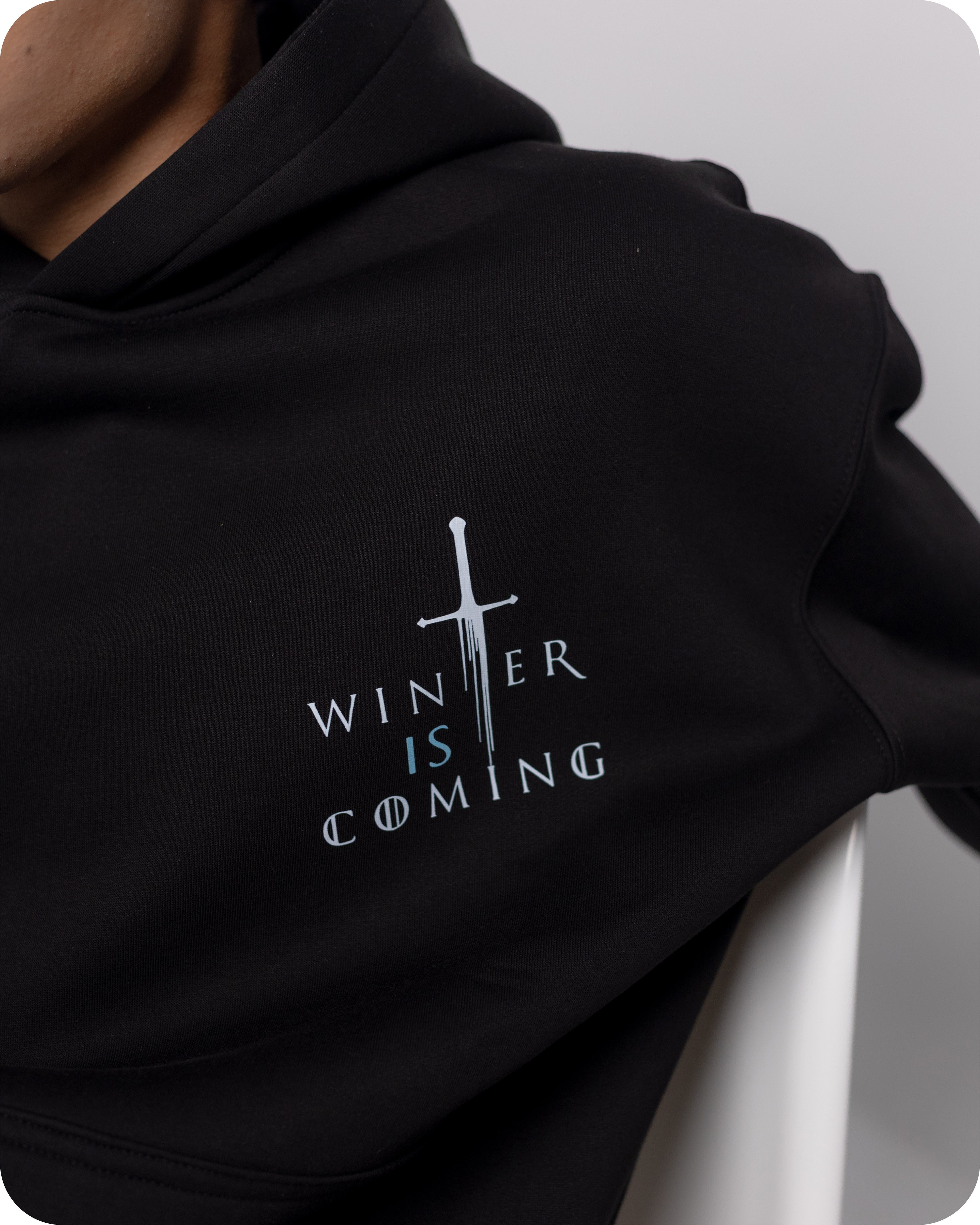 REVER – Oversized Hoodie – Black WINTER IS COMING Print – Premium soft fabric, relaxed fit for ultimate comfort and effortless street style.